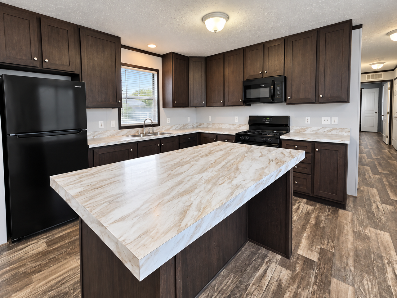 3663 Pinoak St #883 - Photo 4 of 13