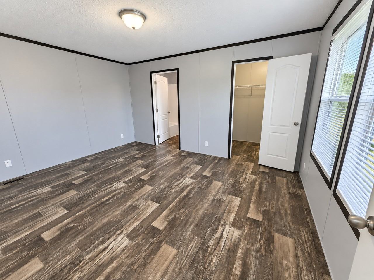 3663 Pinoak St #883 - Photo 6 of 13