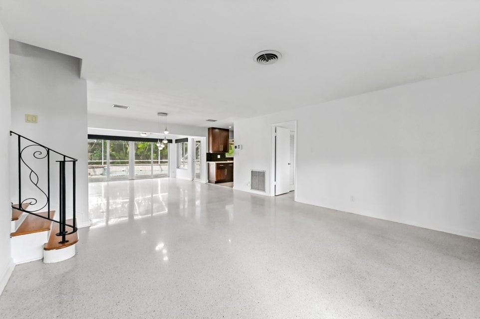 999 Northwest 3rd Avenue - Photo 6 of 8