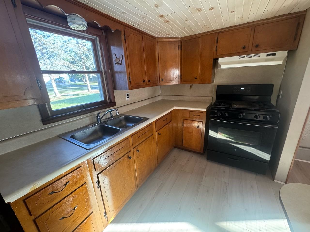 449 N Biesecker Rd #449 - Photo 3 of 9