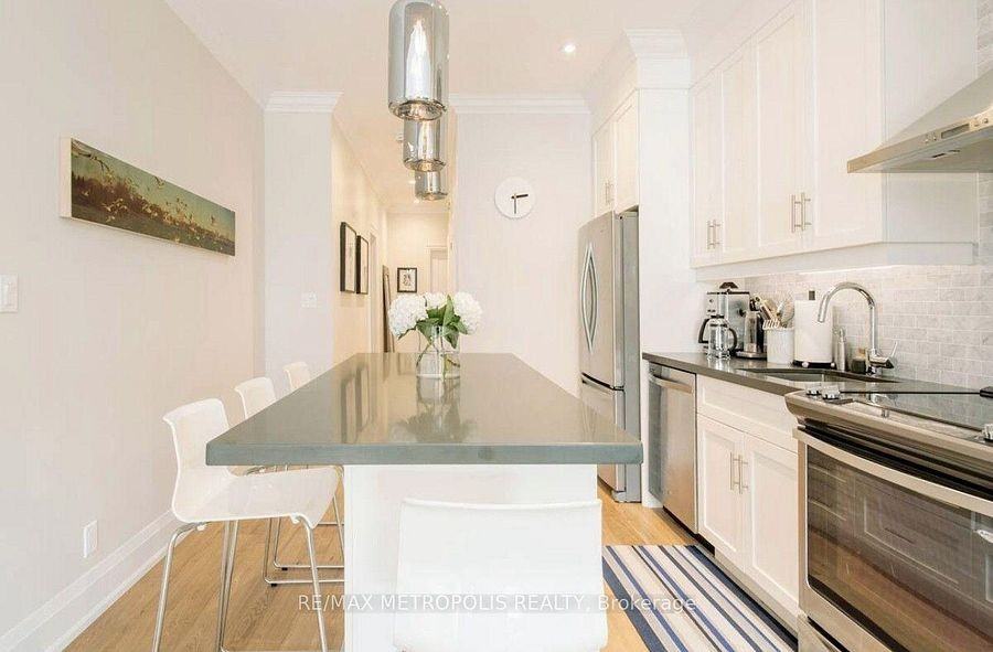 72 Grace Street #Main - Photo 3 of 17