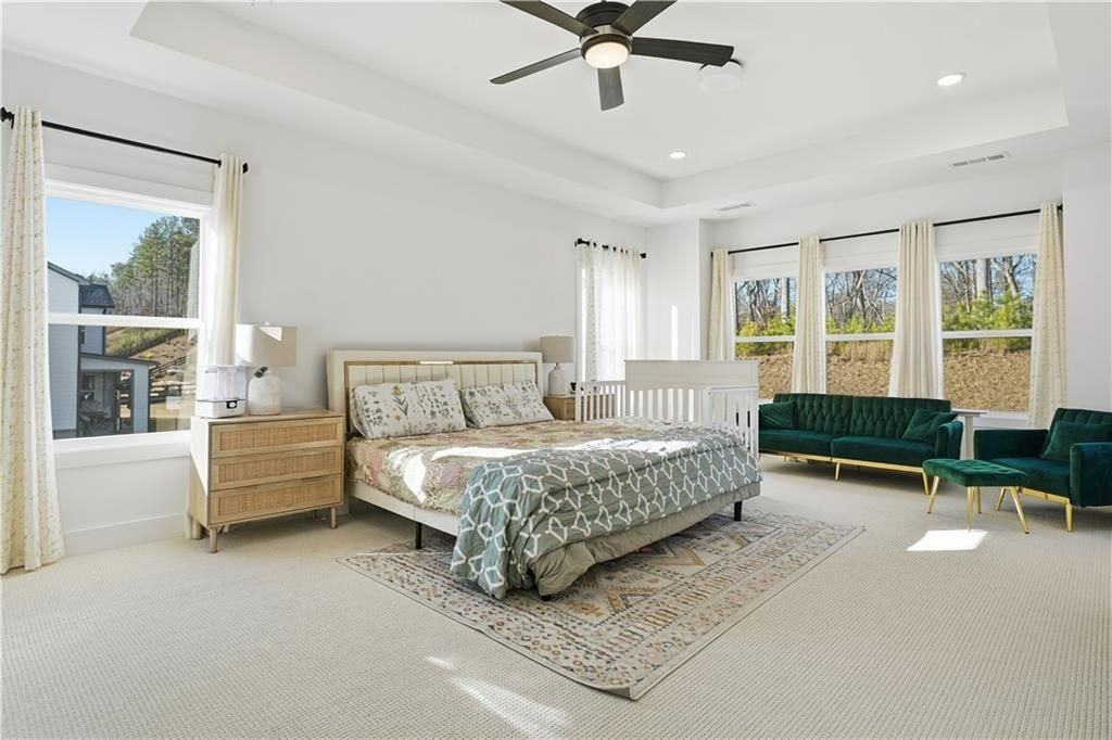 415 Oakleigh Ave - Photo 4 of 50