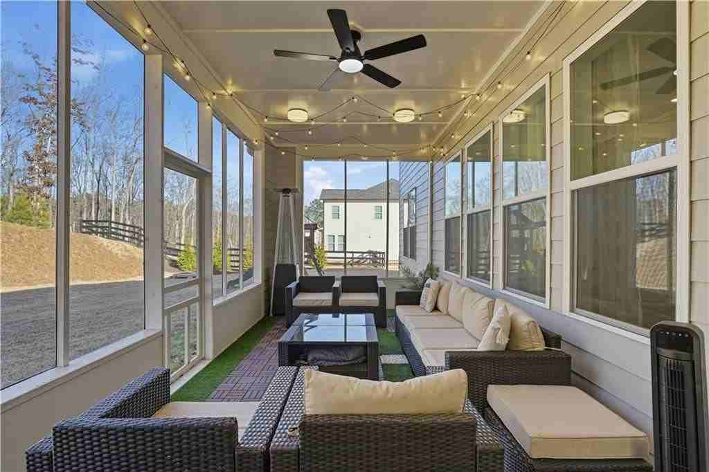 415 Oakleigh Ave - Photo 6 of 50