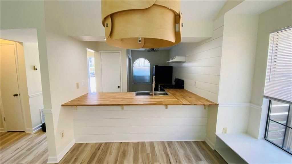 875 Heritage Oaks Dr - Photo 5 of 10