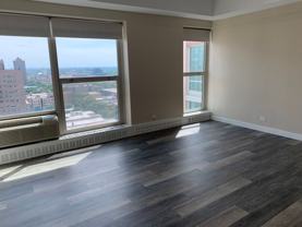 5600 N Sheridan Rd - Photo 1 of 1