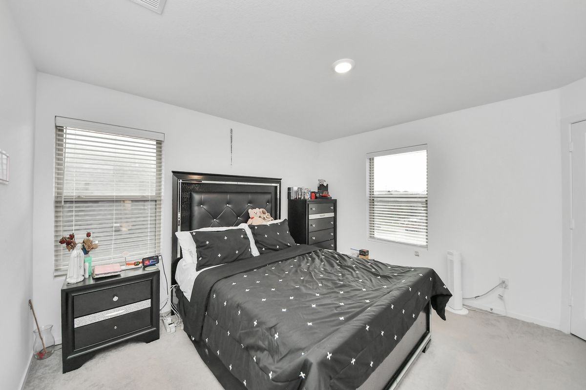 3016 Courtney Coral Ln - Photo 6 of 44