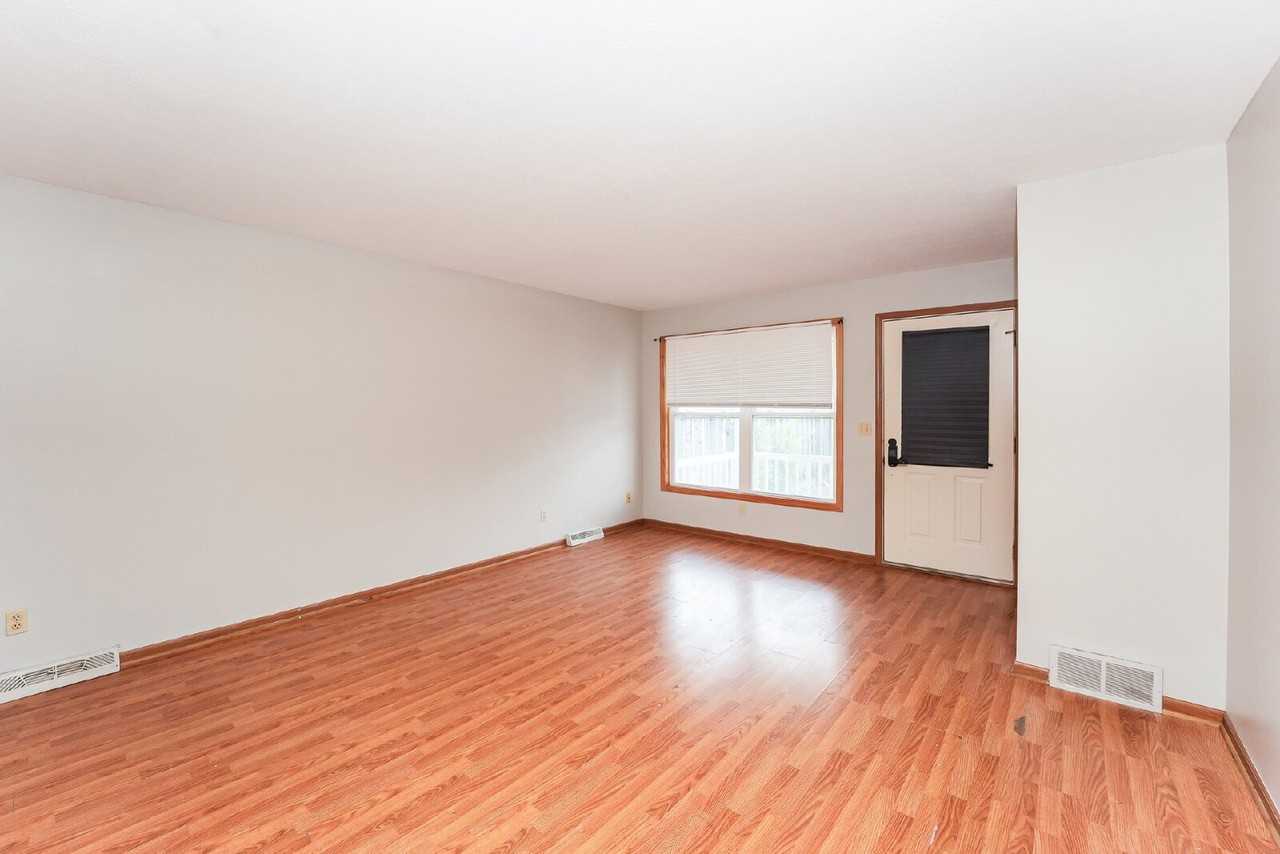 6505 Snow Rd - Photo 4 of 27