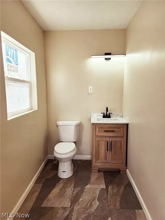1310 Leavitt Rd - Photo 7 of 20