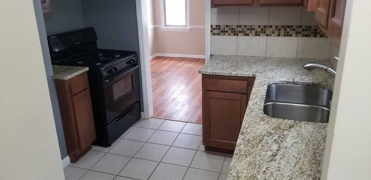 3708 Monticello Blvd - Photo 5 of 33