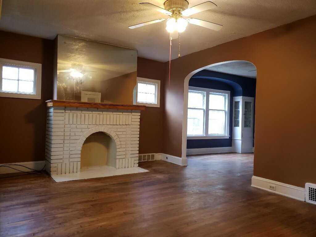 3657 Chelton Rd - Photo 3 of 32