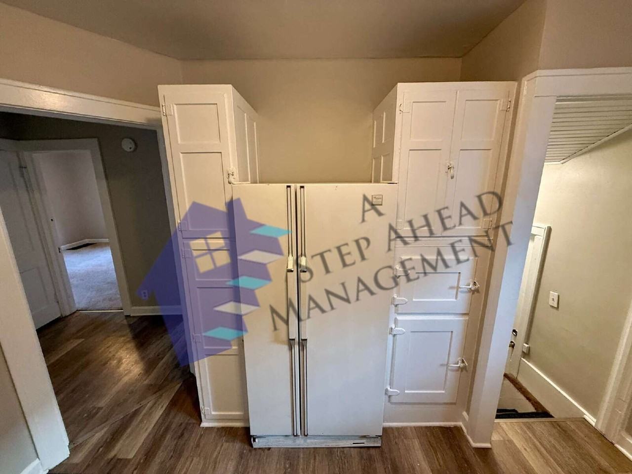 256 Berkley Rd - Photo 5 of 16