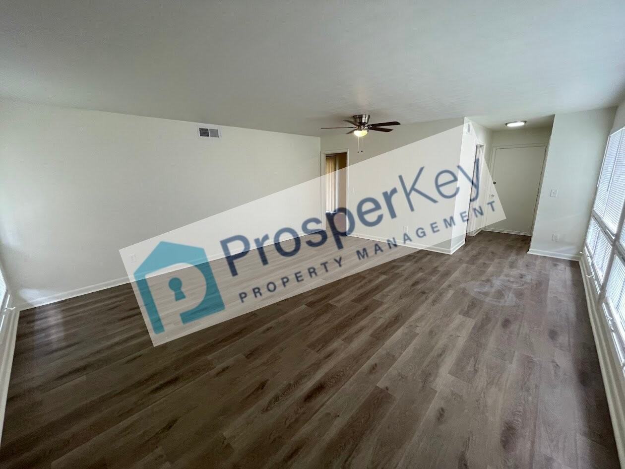 3026 Avondale Rd - Photo 4 of 16