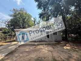 featured image of 2836 Knox St