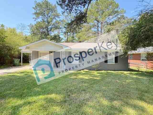 1435 John Smith Ave - Photo 2 of 13