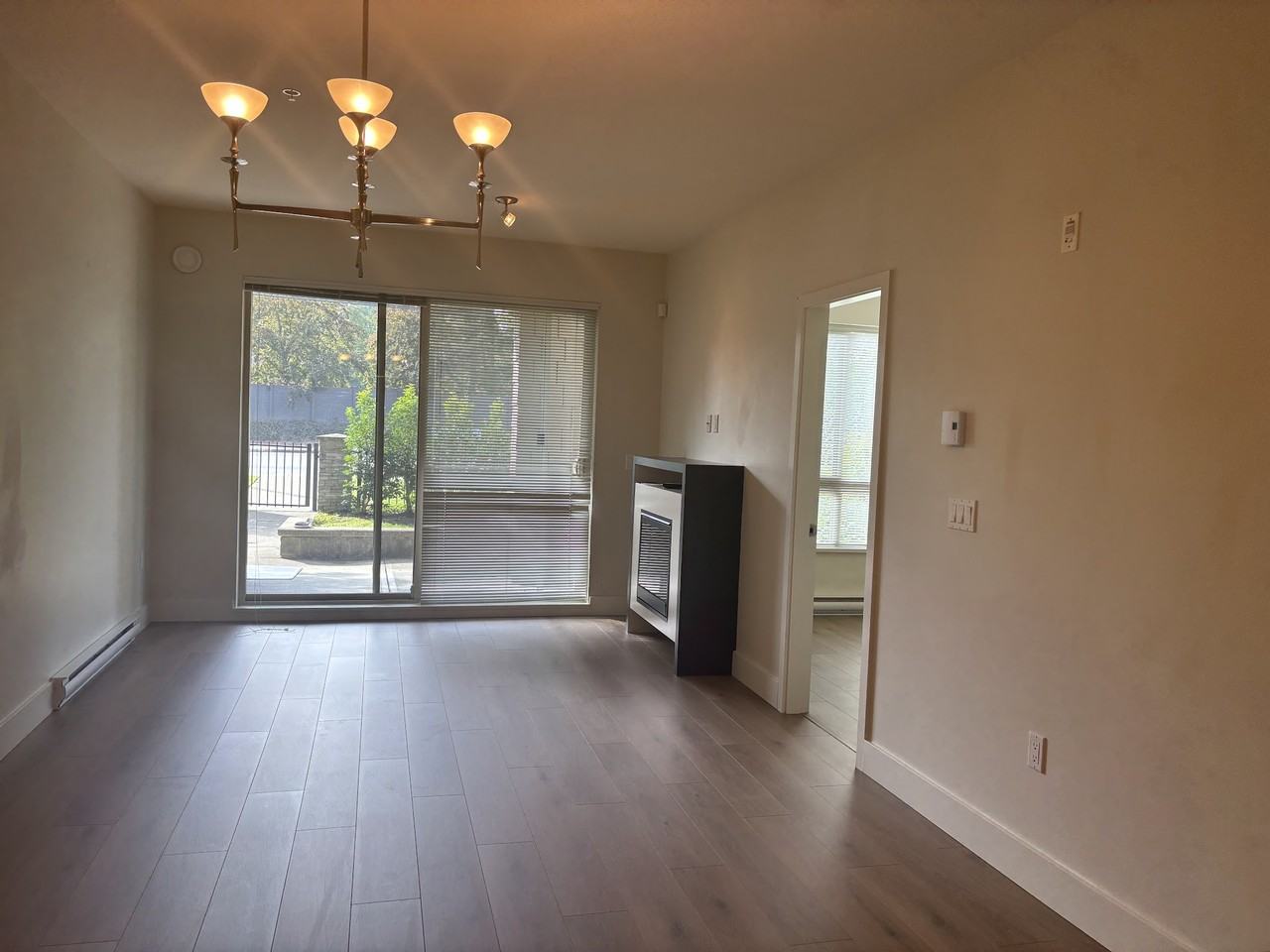 6628 120 Street - Photo 3 of 27
