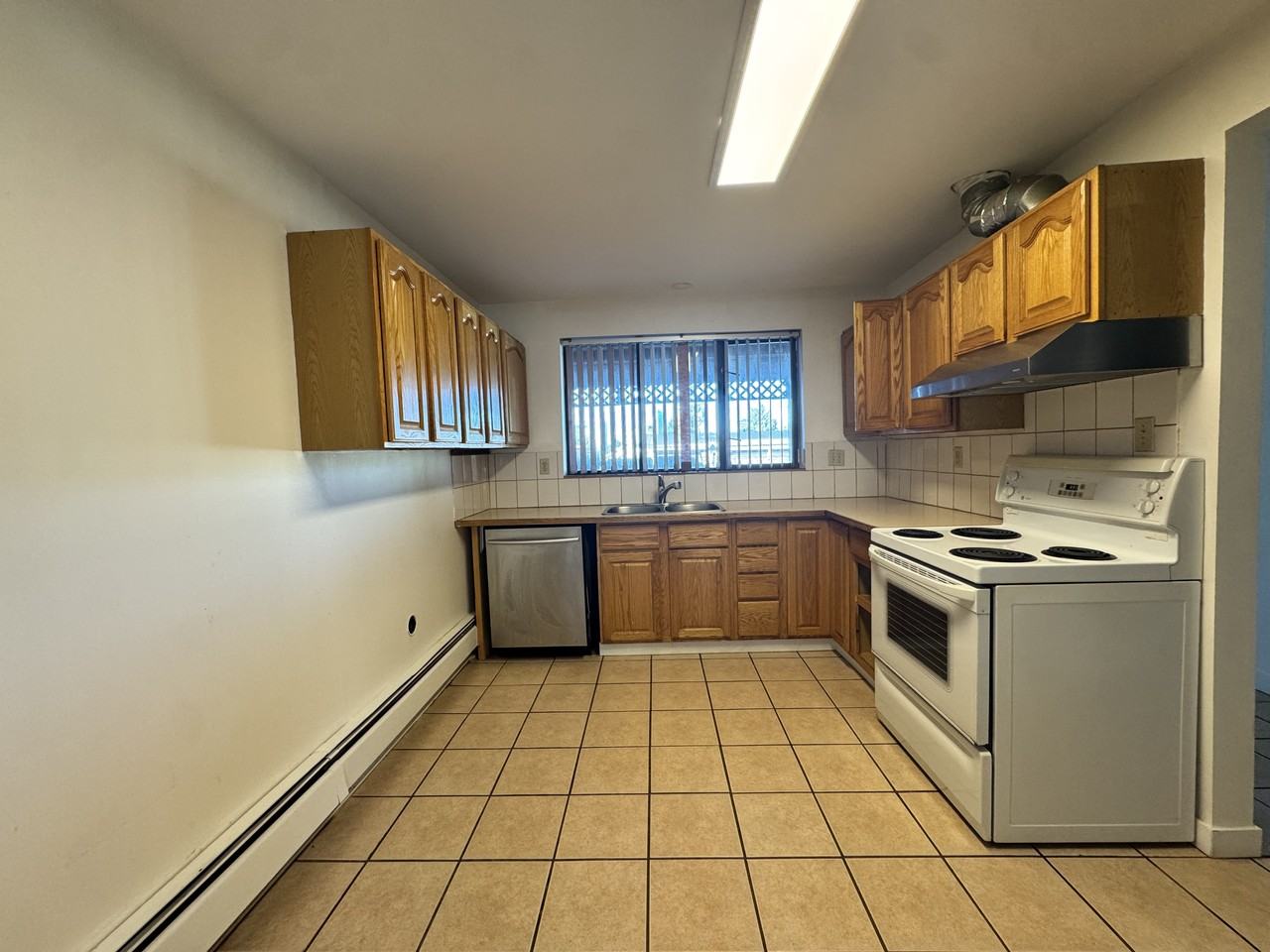 722 Colinet Street - Photo 4 of 9