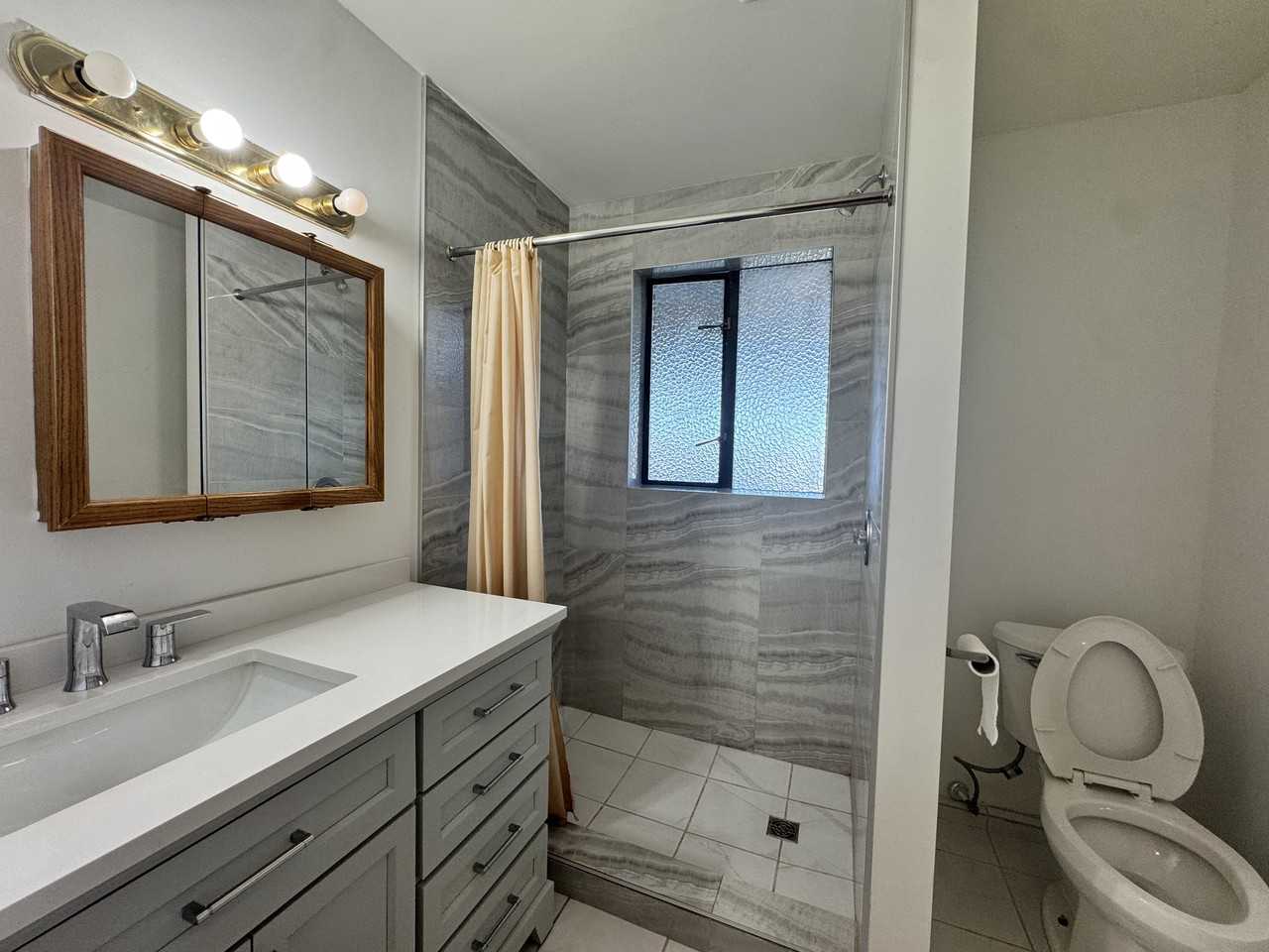 722 Colinet Street - Photo 7 of 9