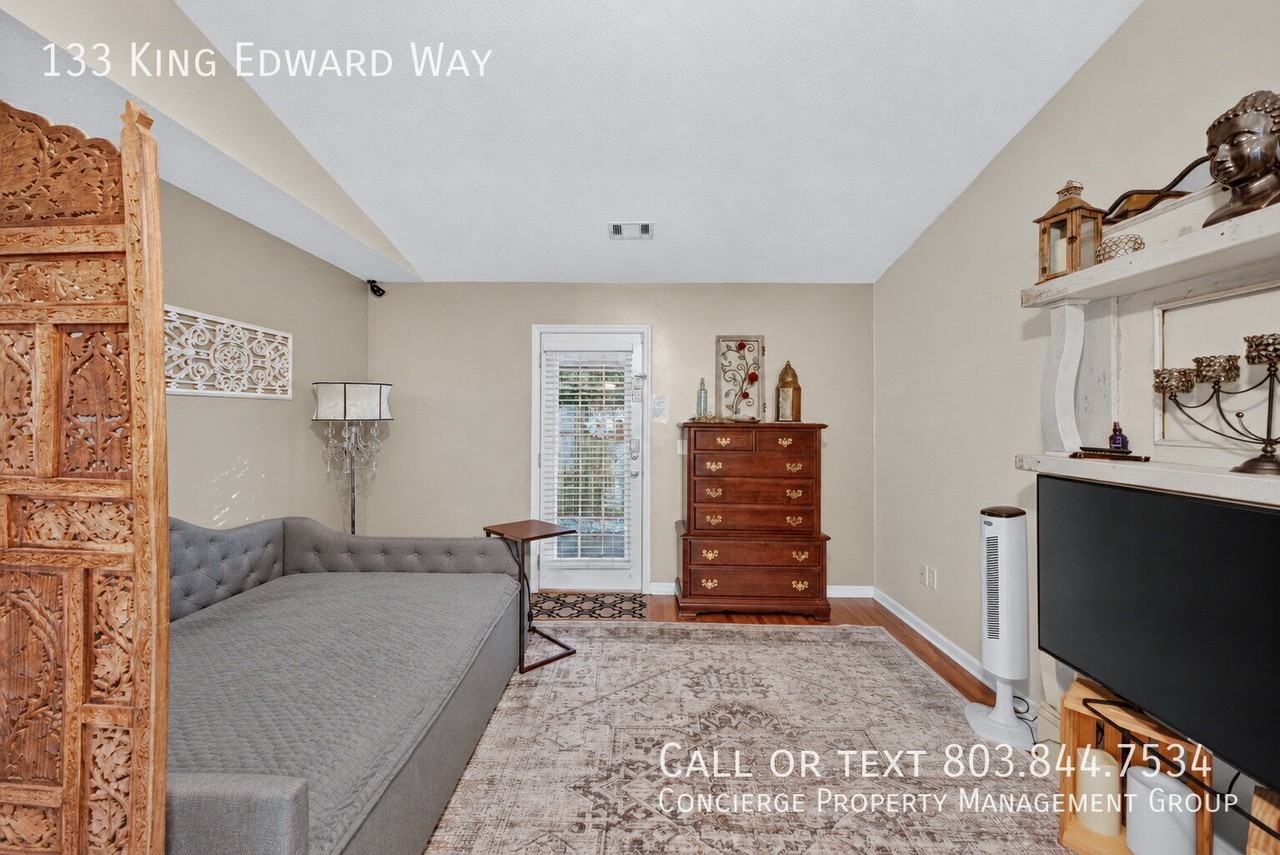 133 King Edward Way - Photo 6 of 14