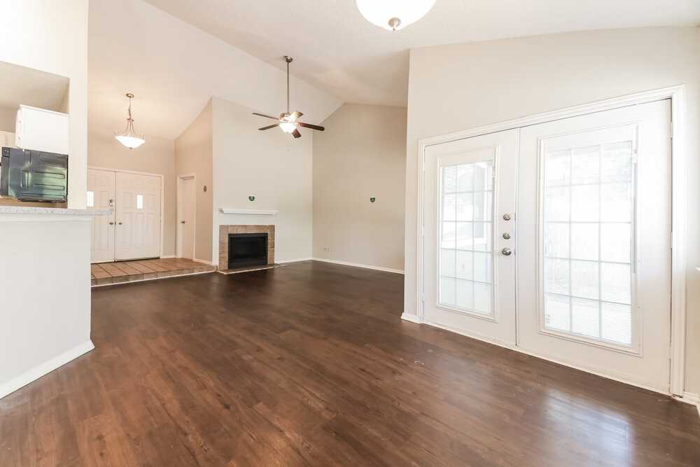 3502 Fairview Dr - Photo 7 of 16