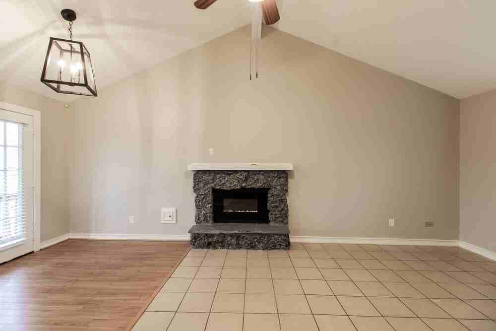 1417 Wilson Dr - Photo 7 of 20