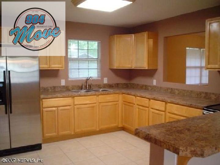 2100 Baldwin Street #B - Photo 3 of 10