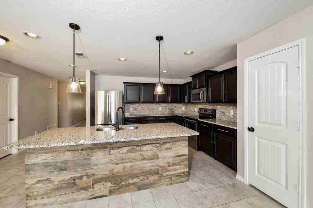 7508 Lake Vista Way - Photo 7 of 16