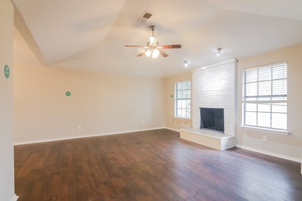 7421 Jamie Renee Ln - Photo 5 of 18