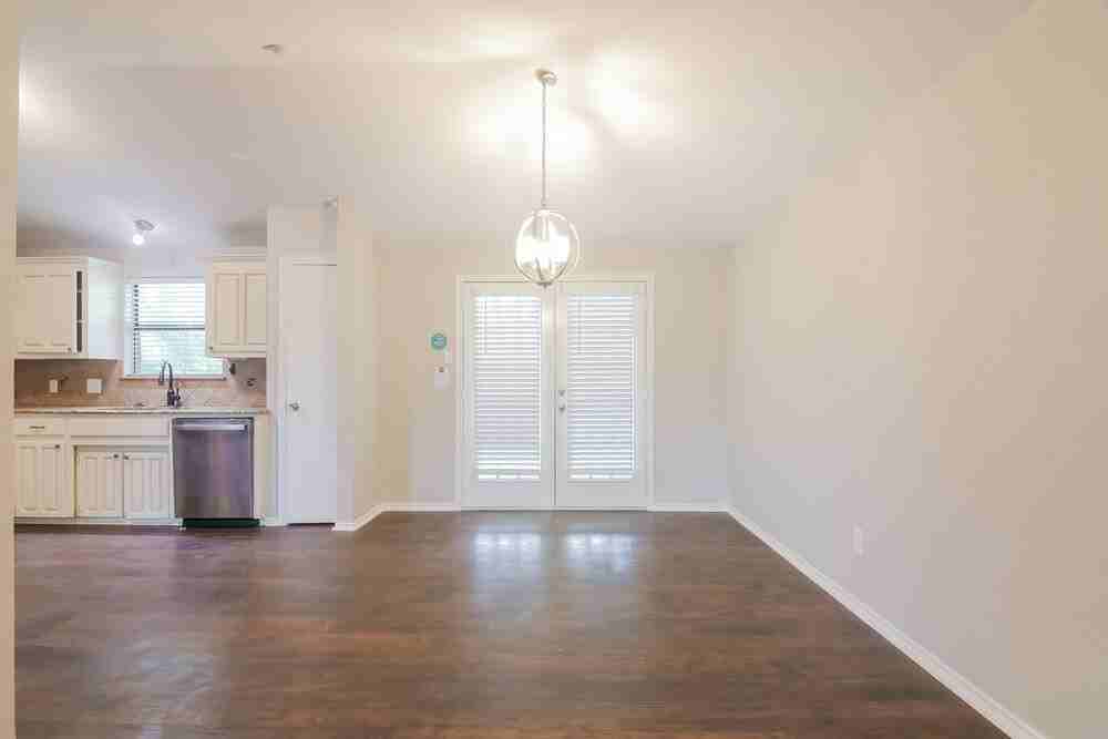 7421 Jamie Renee Ln - Photo 7 of 18
