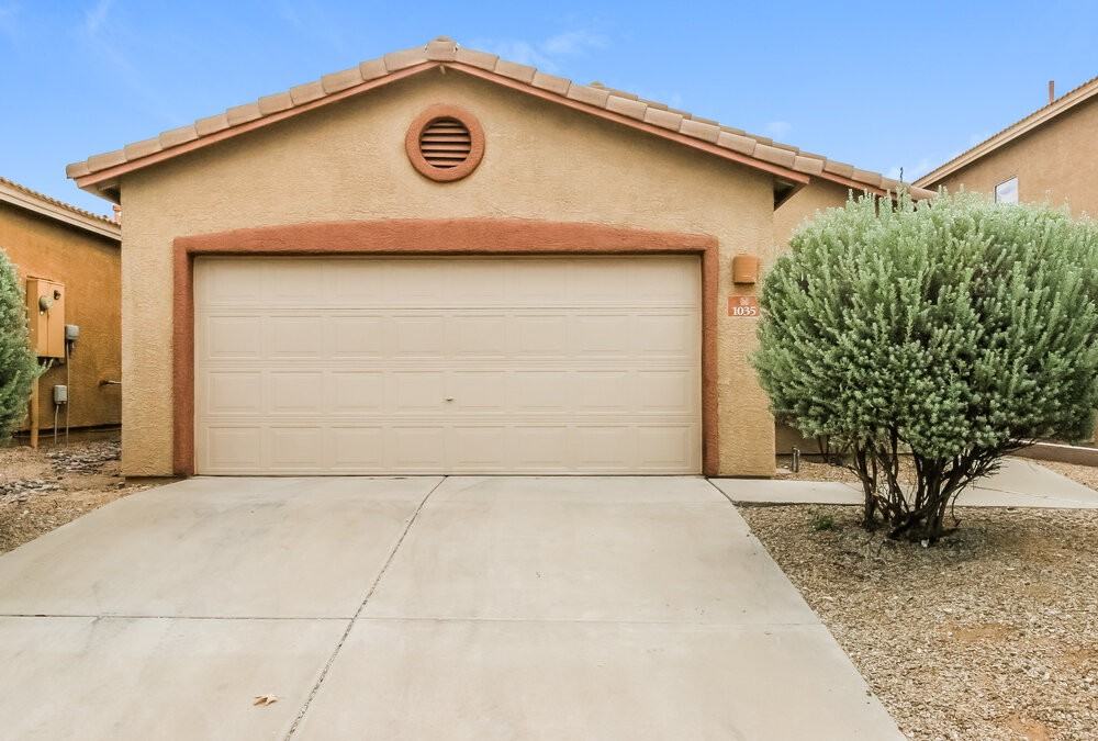 1035 S Floral Ridge Way
