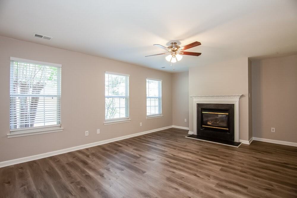 2417 Liberton Ct - Photo 4 of 17