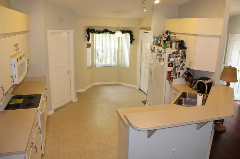 605 Parsons Reserve Ct - Photo 4 of 18