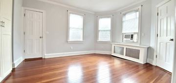 featured image of 125 Byram Rd #1