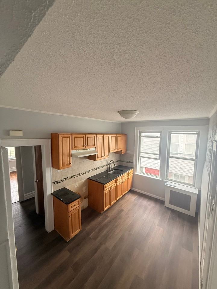 314 Kerrigan Blvd #1R - Photo 7 of 7