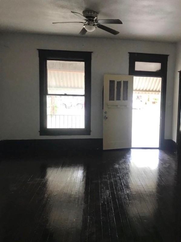 1003 N 11th St - Photo 3 of 12