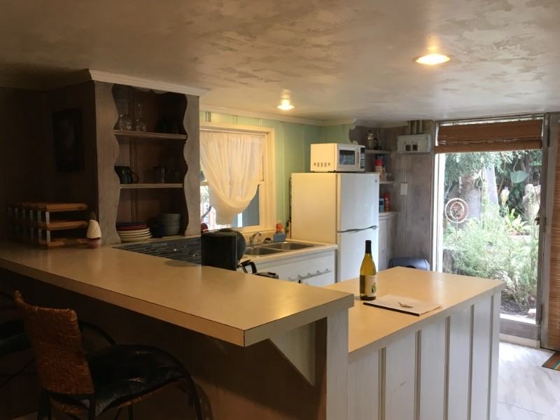 978 Phillips St - Photo 3 of 13