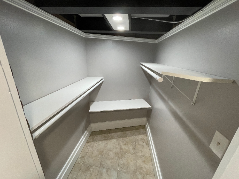 1401 W 75th St - Photo 5 of 6