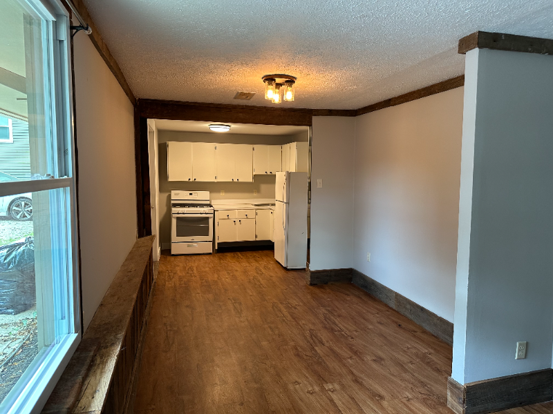 519 Main St #C - Photo 4 of 15