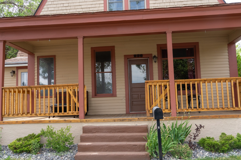228 W Front St - Photo 2 of 18