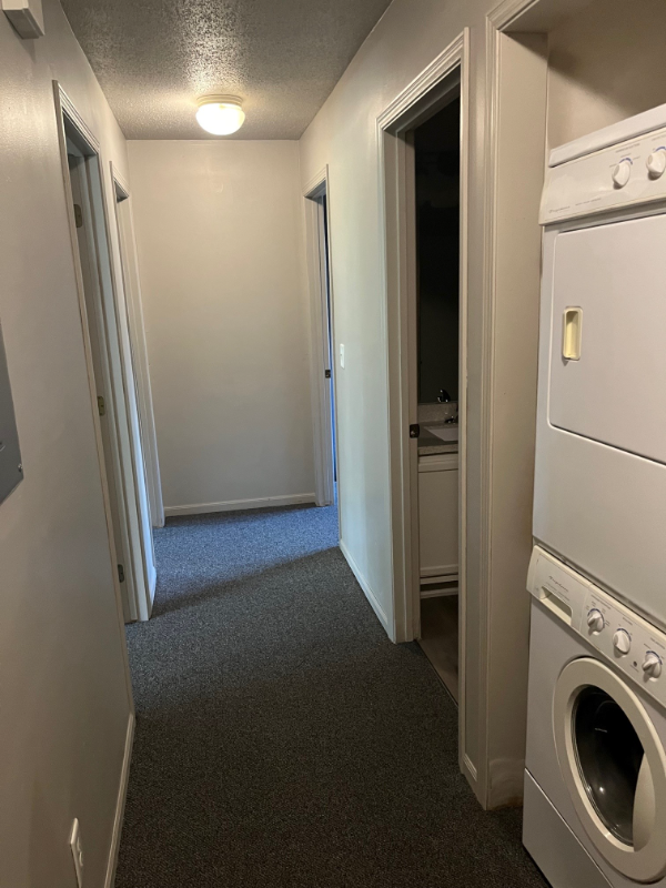 1304 Warren St - Photo 6 of 10
