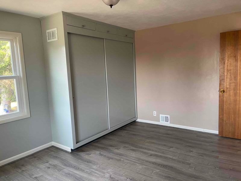 308 Kensington Ave - Photo 5 of 24