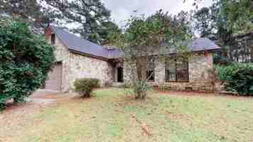 featured image of 118 Deerfield Dr