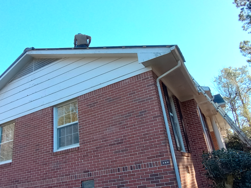 60 N Barnard Ave - Photo 3 of 3
