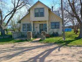 417 Oak Ln - Photo 1 of 1
