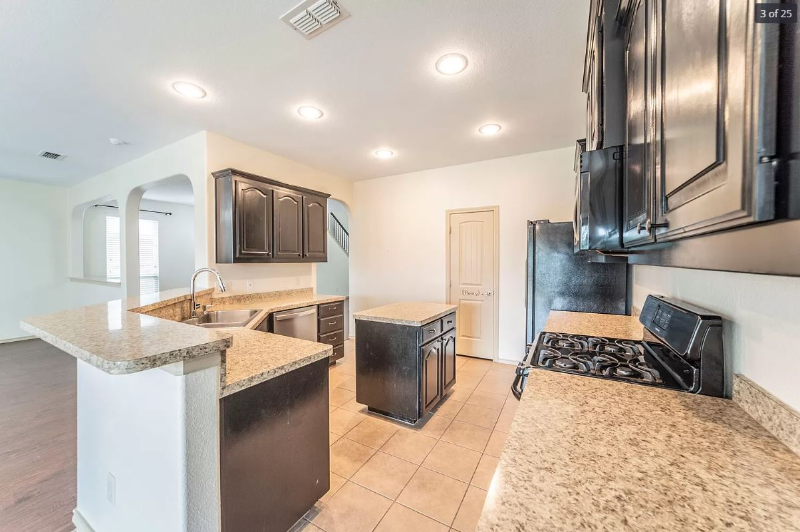 5200 Austin Ridge Dr - Photo 3 of 12