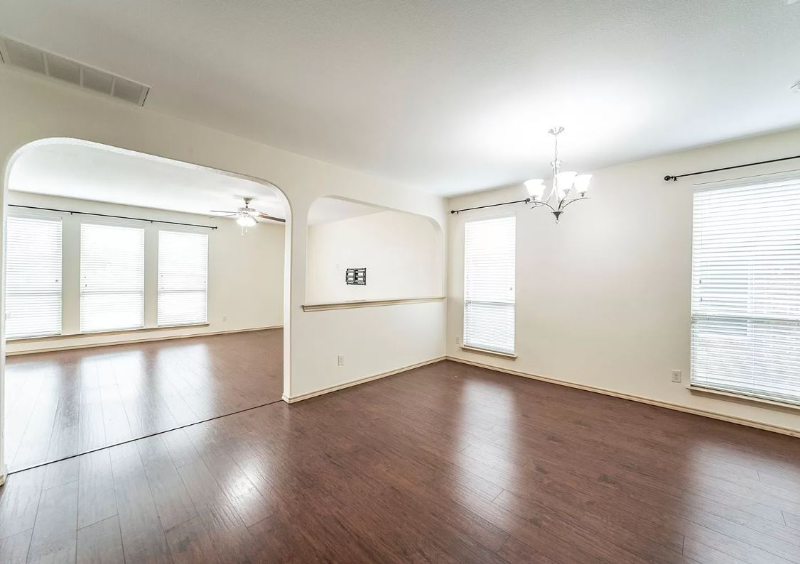 5200 Austin Ridge Dr - Photo 6 of 12