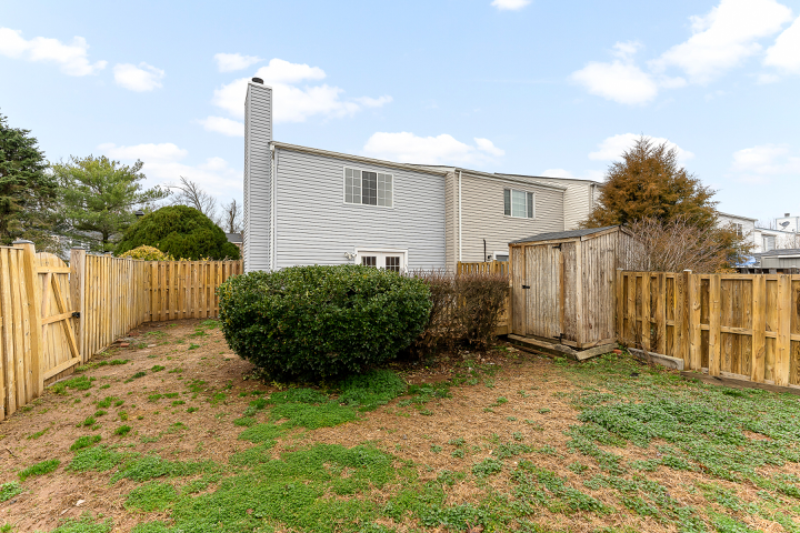 10164 Wilmington St - Photo 7 of 13