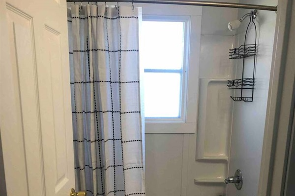 3002 S Summit Ave - Photo 7 of 9