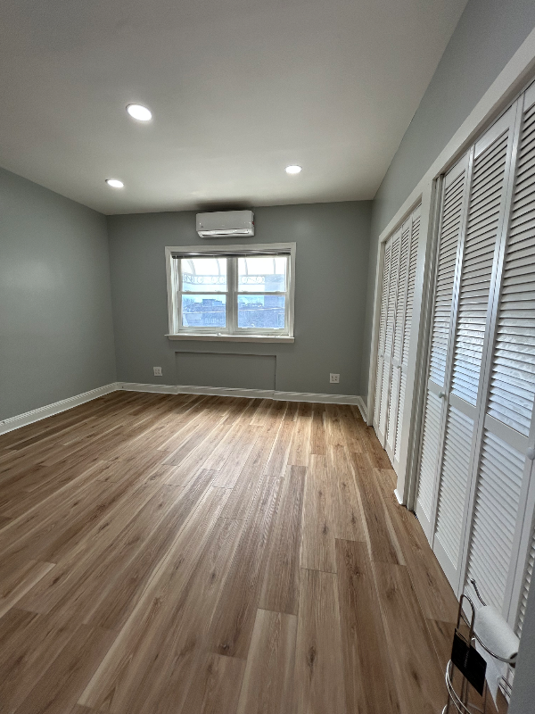 109 Remsen Ave - Photo 6 of 8