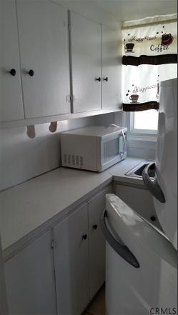 49 Woodward Ave #1 - Photo 4 of 7