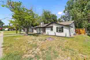 1414 Timberlake Cir - Photo 1 of 1